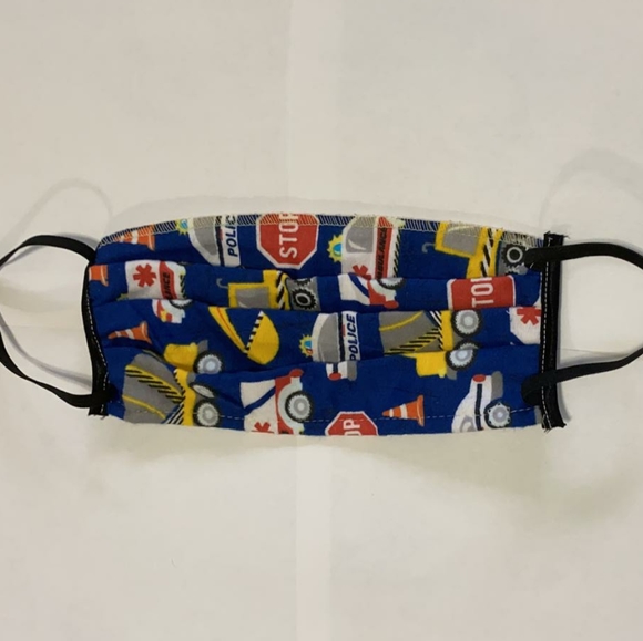 Other - 2pc Kids reusable protective facemasks